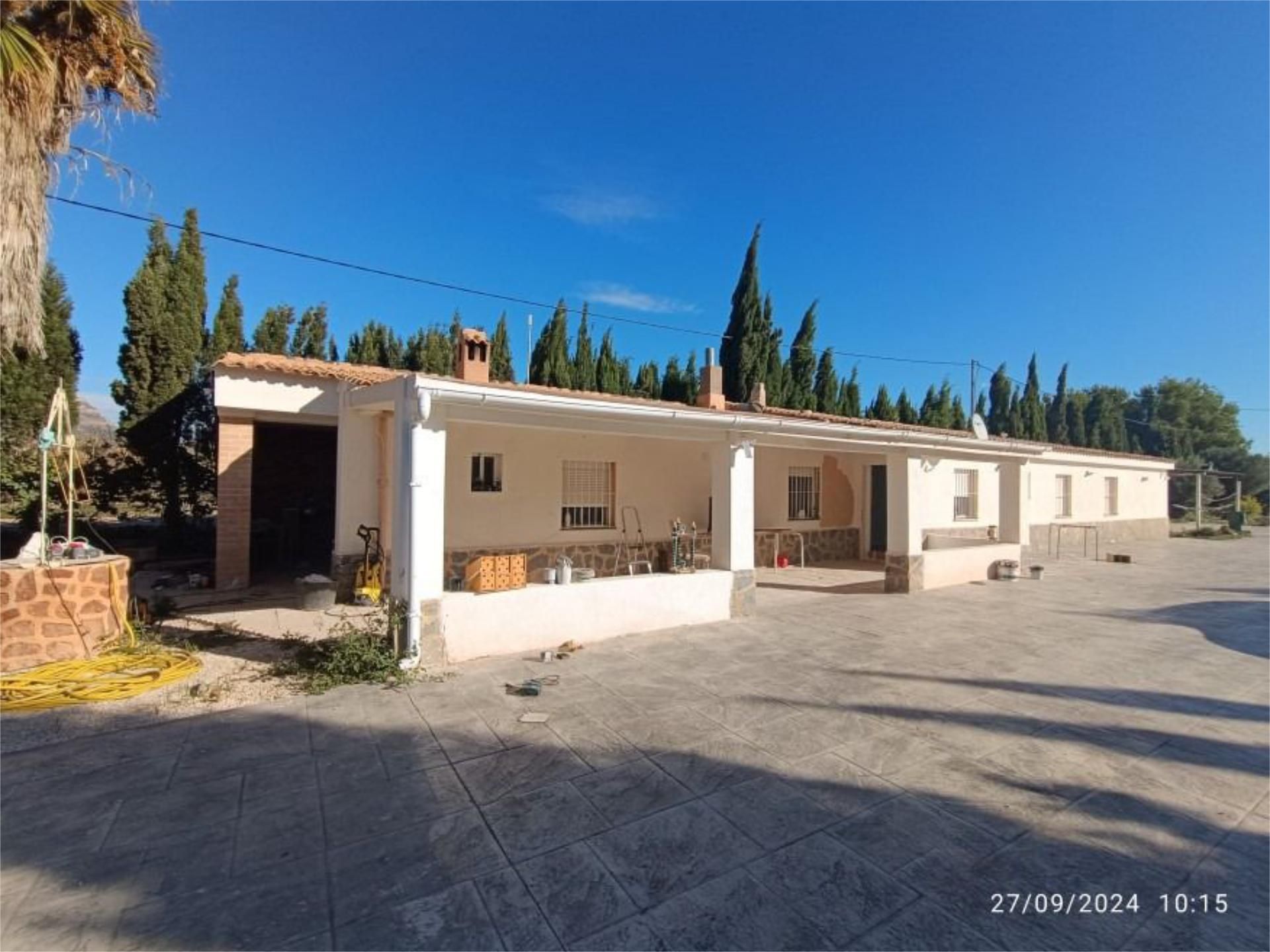 Vista exterior de Finca rústica en venda en Agost amb Aire condicionat i Piscina