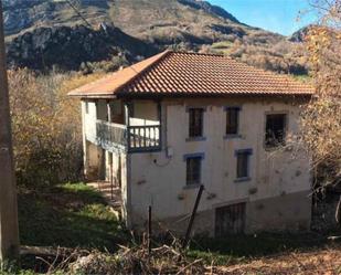 Vista exterior de Casa o xalet en venda en Ponga
