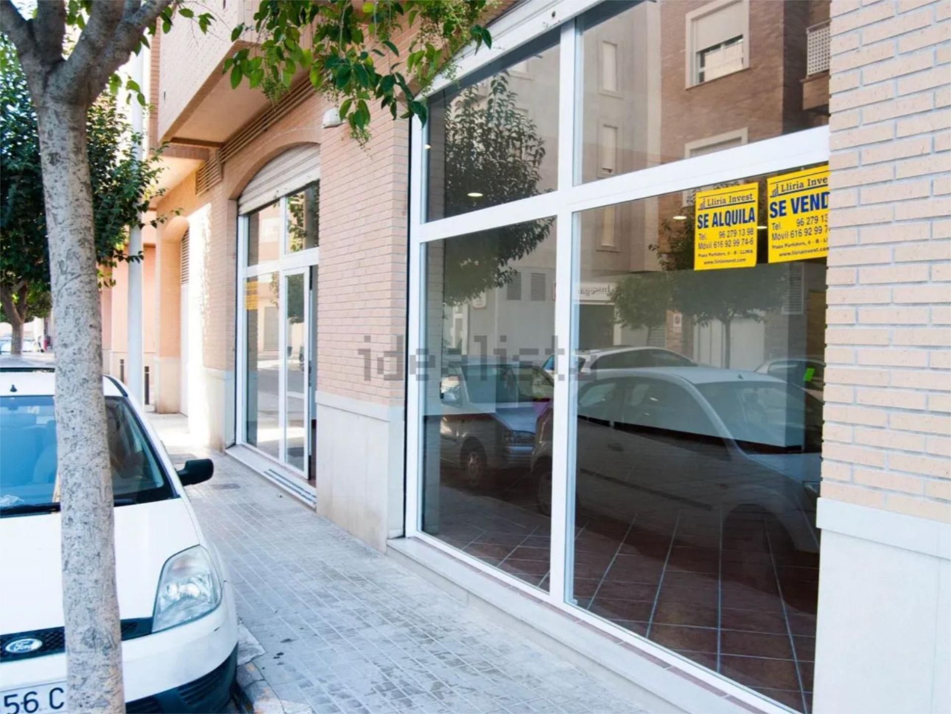 Vista exterior de Local de lloguer en Llíria