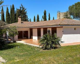 Exterior view of Flat for sale in Saus, Camallera i Llampaies  with Terrace, Swimming Pool and Balcony