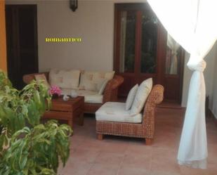 Terrassa de Apartament de lloguer en Ayamonte amb Aire condicionat, Calefacció i Jardí privat