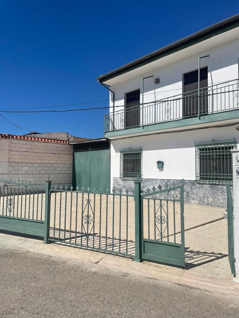 Exterior view of House or chalet for sale in Fuente Vaqueros  with Balcony