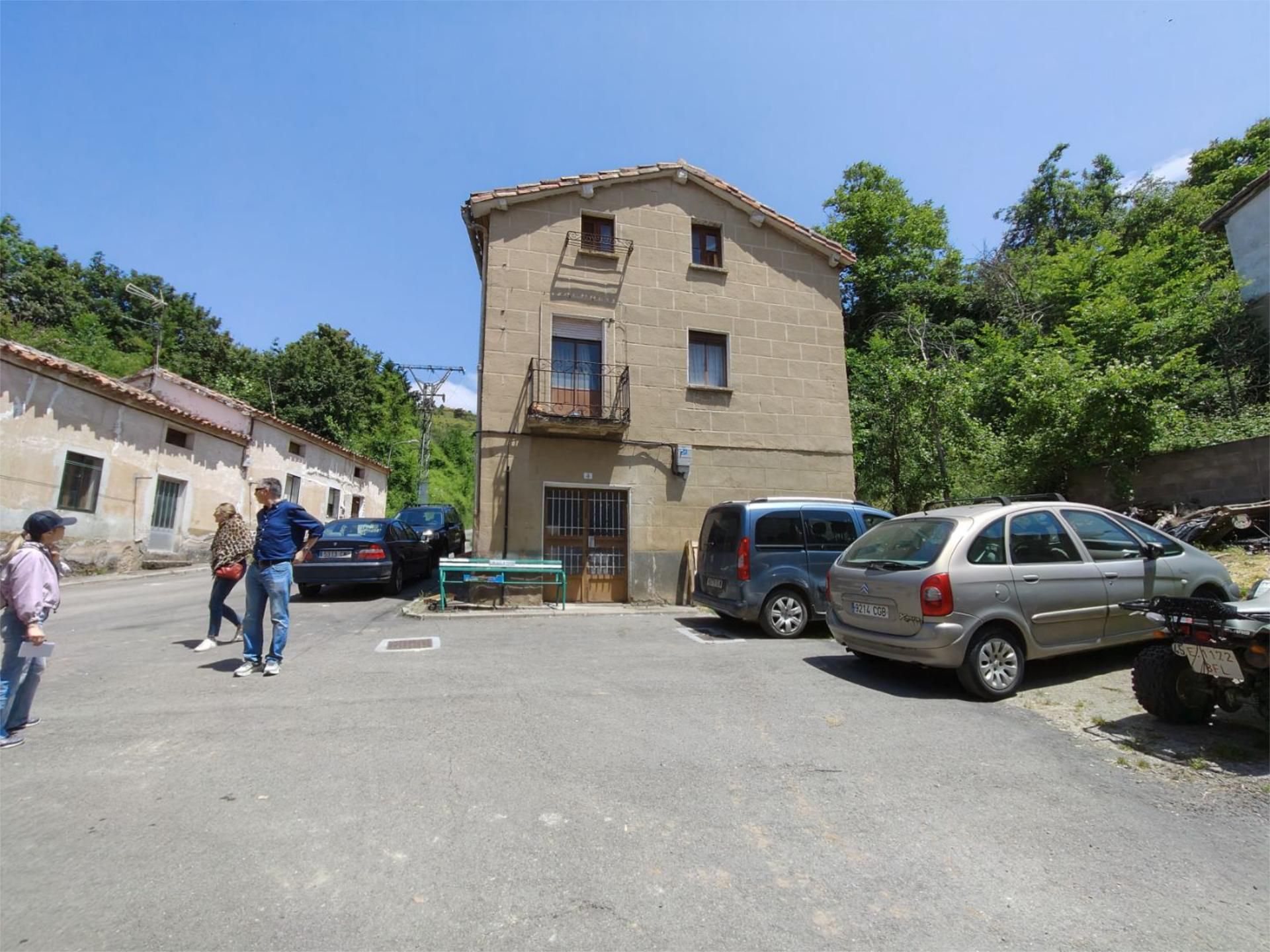 Exterior view of Flat for sale in Pradoluengo  with Private garden and Balcony
