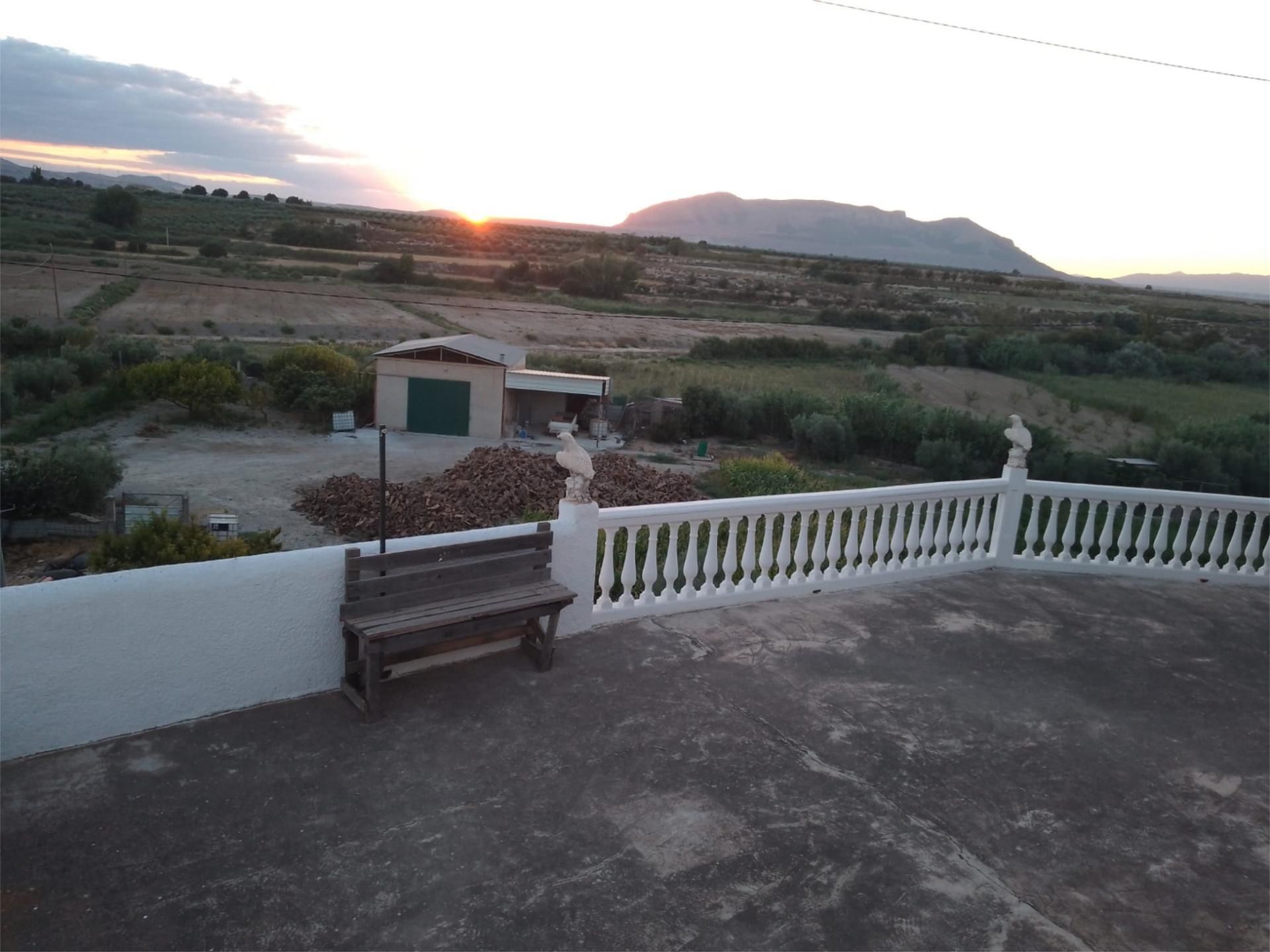 Terrassa de Finca rústica de lloguer en Baza amb Terrassa, Moblat i Rentadora