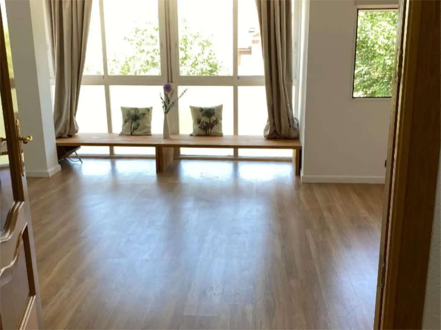 Flat for rent in Avenida de la Iglesia, 7, Somosaguas Living room of Flat for rent in Pozuelo de Alarcón with Air Conditioner and Balcony