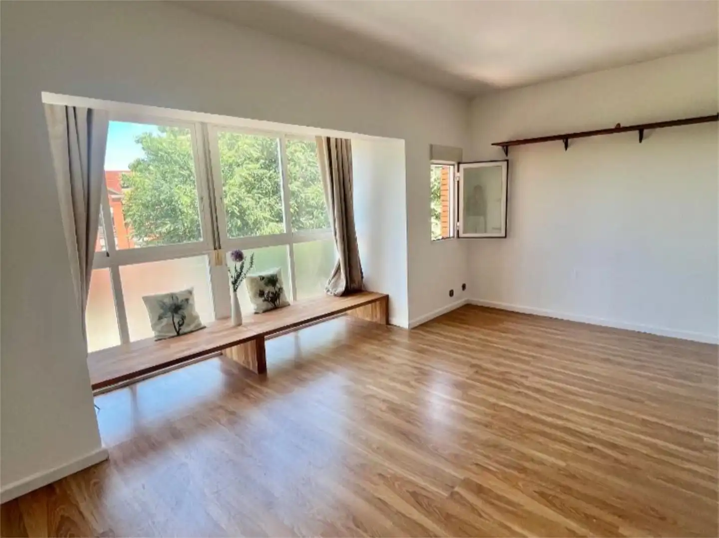 Flat for rent in Avenida de la Iglesia, 7, Somosaguas Bedroom of Flat for rent in Pozuelo de Alarcón with Air Conditioner and Balcony