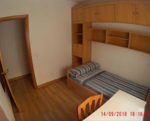 Flat to share in Calle de la Coalición, 5, Los Rosales
