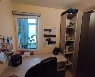 Bedroom of Flat to share in Valladolid Capital  with Parquet flooring, Furnished and Oven