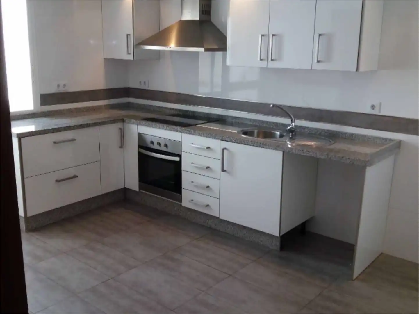 Cocina de Piso de alquiler en Córdoba con Aire acondicionado, Calefacción y Balcón