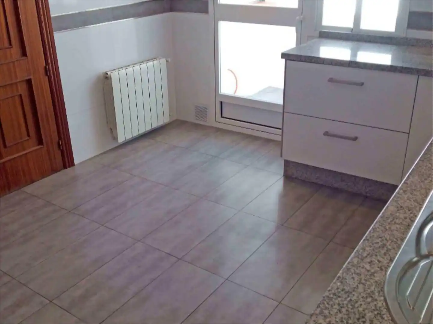 Cocina de Piso de alquiler en Córdoba con Aire acondicionado, Calefacción y Balcón
