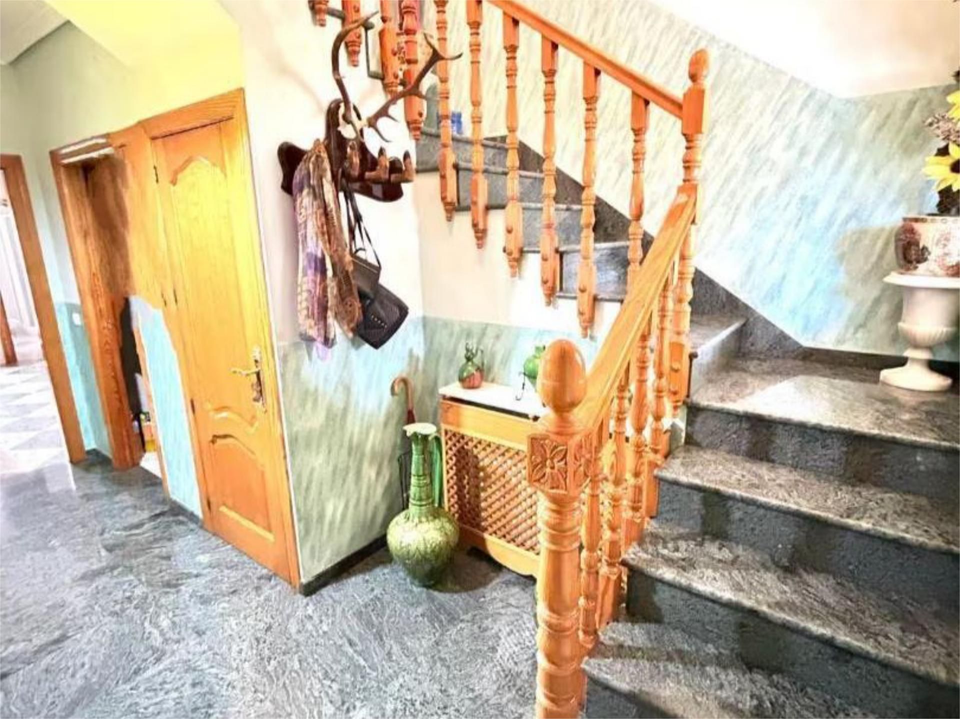 Single-family semi-detached for sale in Úbeda  with Air Conditioner, Heating and Storage room
