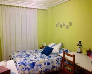 Bedroom of Apartment to rent in Badajoz Capital  with Heating, Terrace and Furnished