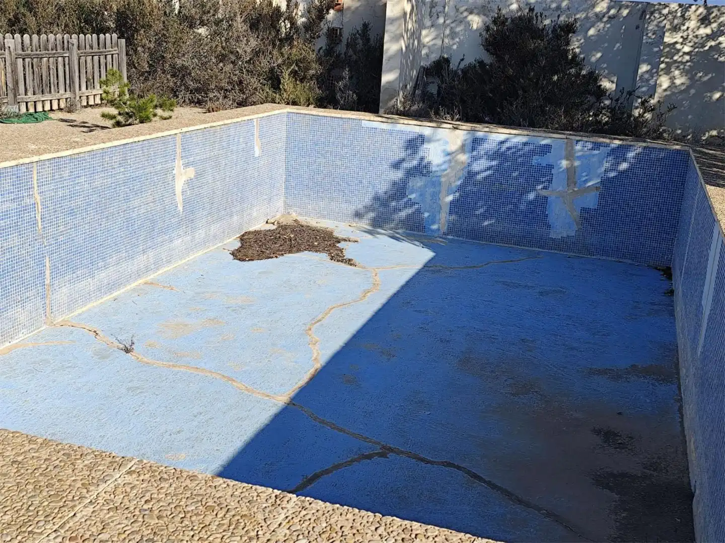 Terreno en venta en Diseminado Alcoraya, La Alcoraya Piscina de Terreno en venta en Alicante / Alacant