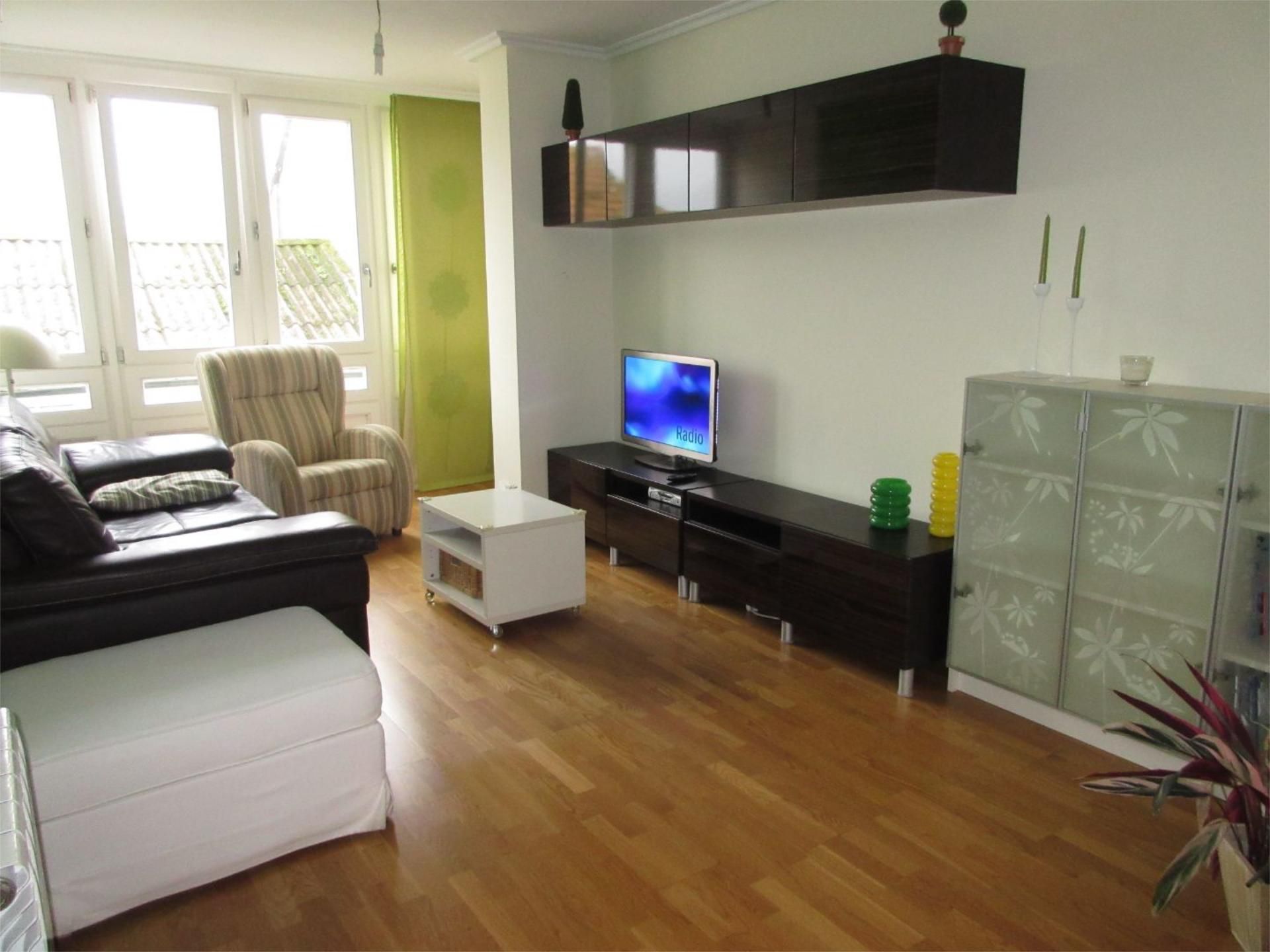 Living room of Flat for sale in Ferrol  with Heating, Furnished and Community parking