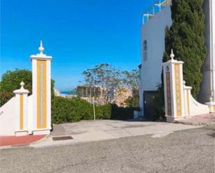 Vista exterior de Casa adosada en venda en Benalmádena amb Terrassa i Piscina