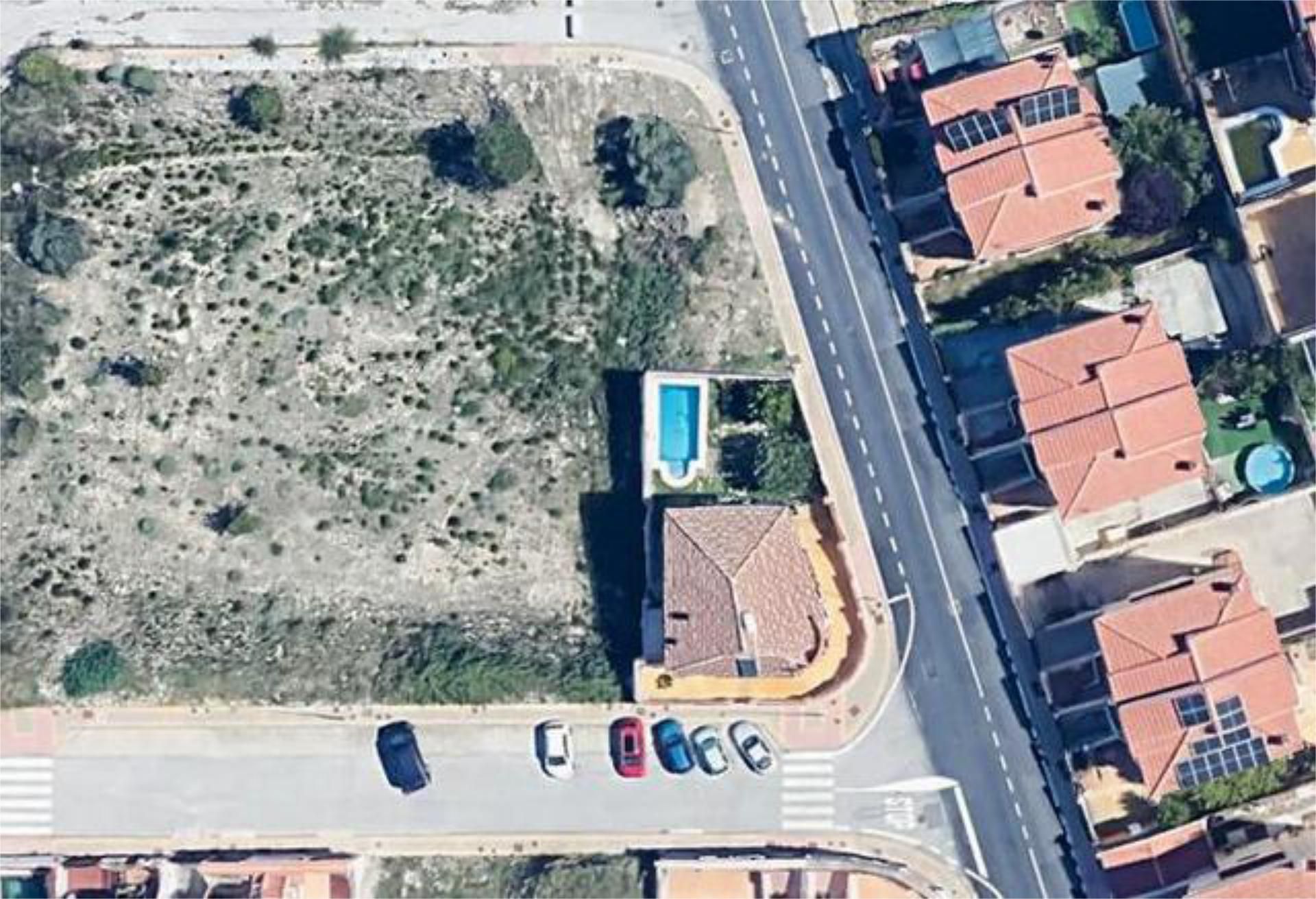 Single-family semi-detached for sale in  Granada Capital  with Swimming Pool