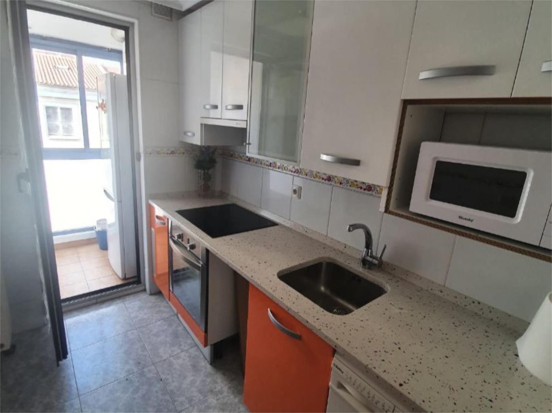 Pis de lloguer a Calle Lerma, 2, San Agustín - Parque Europa