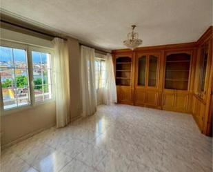 Sala d'estar de Pis en venda en Valdemorillo amb Calefacció, Terrassa i Traster