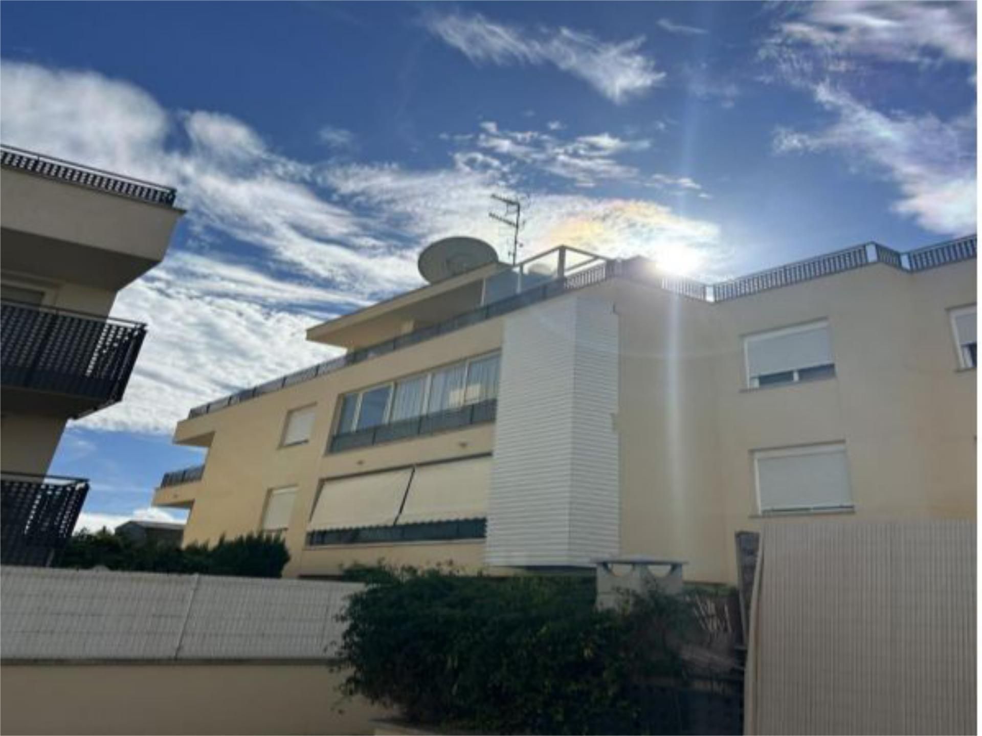 Vista exterior de Pis en venda en Eivissa amb Aire condicionat, Terrassa i Piscina