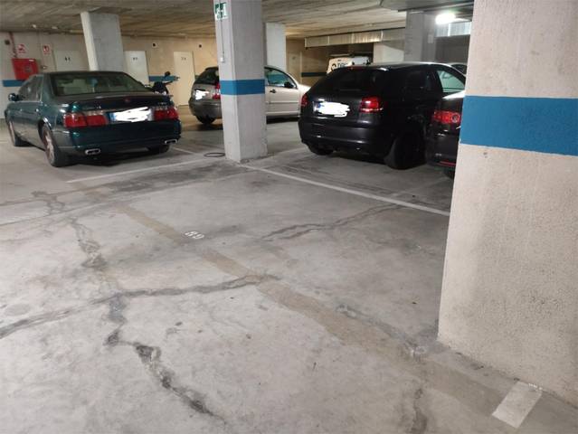 Garaje en Alquiler en Carrer Anne Frank, 18 en Port Forum