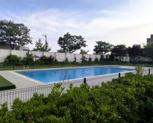 Piscina de Pis de lloguer en  Albacete Capital amb Aire condicionat, Calefacció i Jardí privat