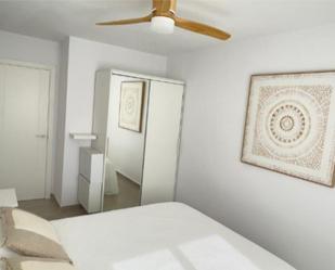 Dormitori de Apartament de lloguer en Vélez-Málaga amb Aire condicionat, Terrassa i Piscina