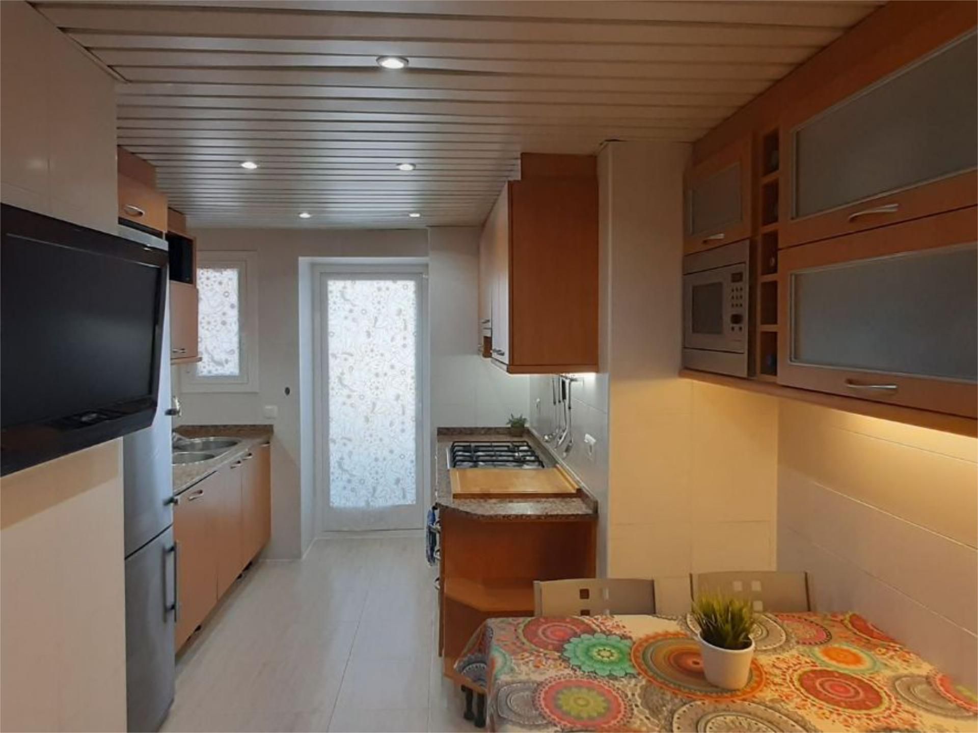 Kitchen of Flat to rent in Badalona  with Air Conditioner, Heating and Parquet flooring
