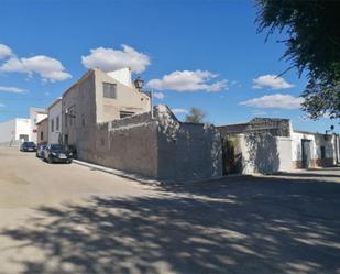 Vista exterior de Casa adosada en venda en Osa de la Vega amb Jardí privat i Terrassa