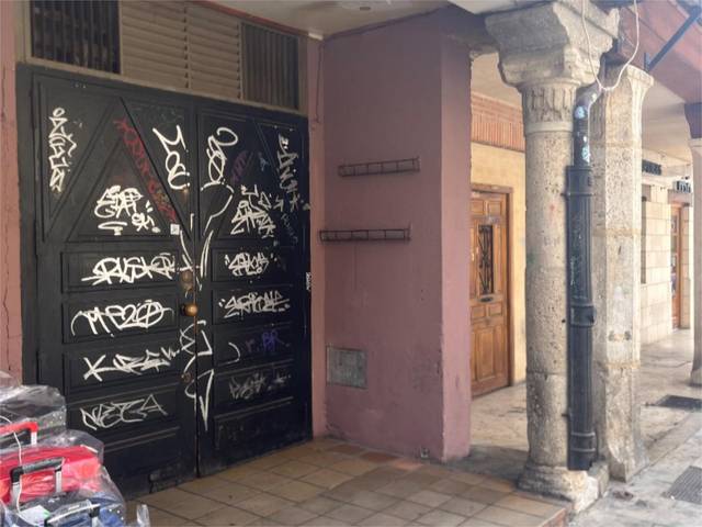 Local comercial en Venta en Puerta del Mercado, 6 en Toro