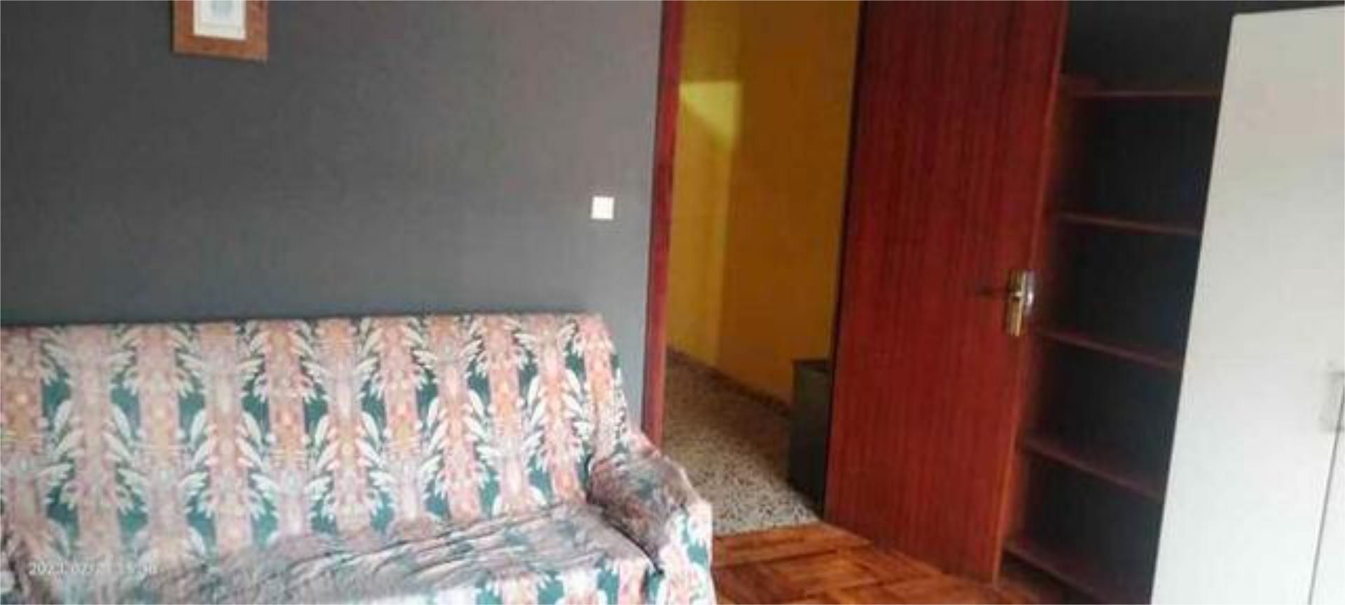 Bedroom of Flat to rent in Oviedo 
