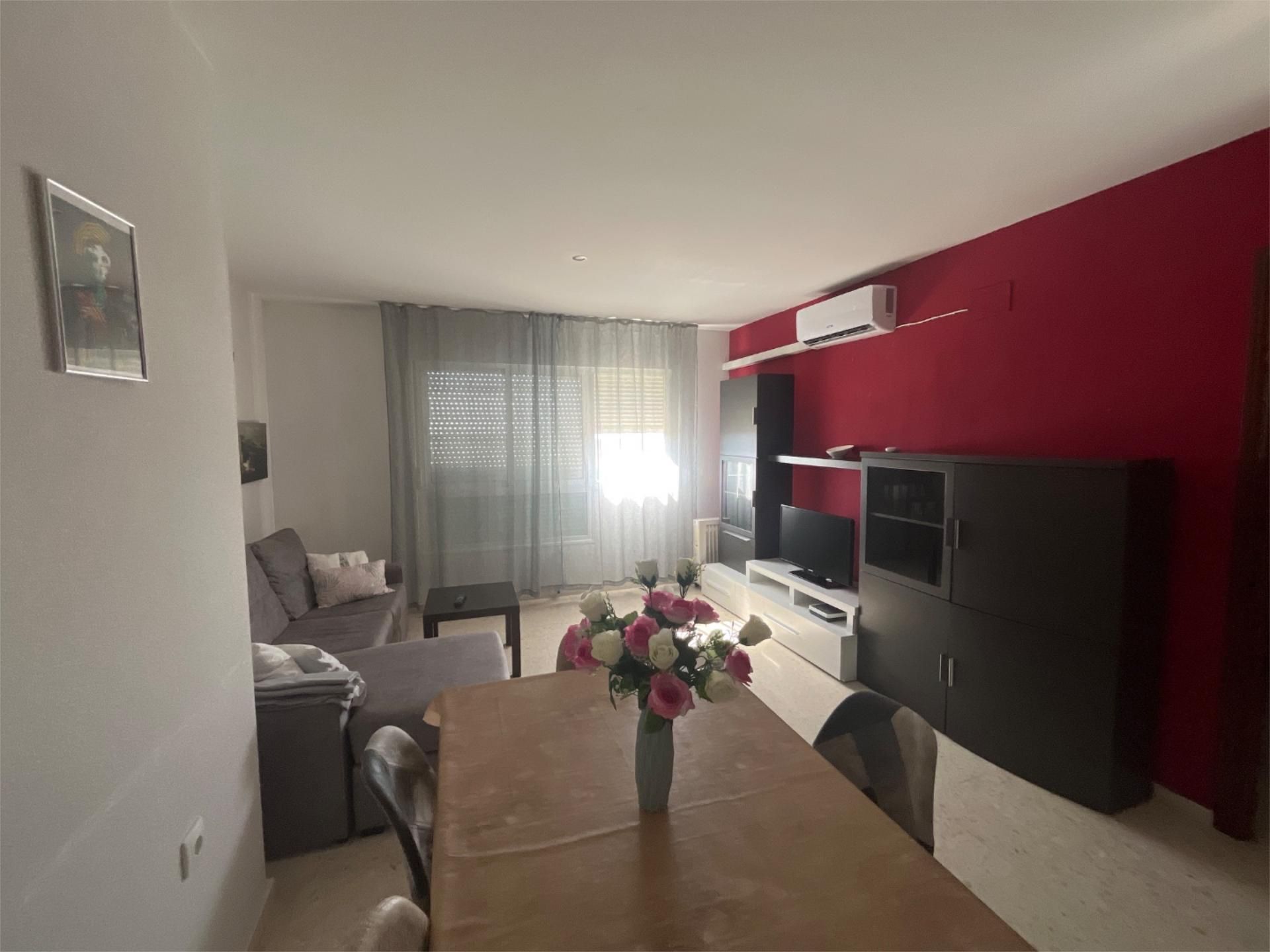 Living room of Flat to rent in Cáceres Capital  with Air Conditioner, Furnished and Community parking