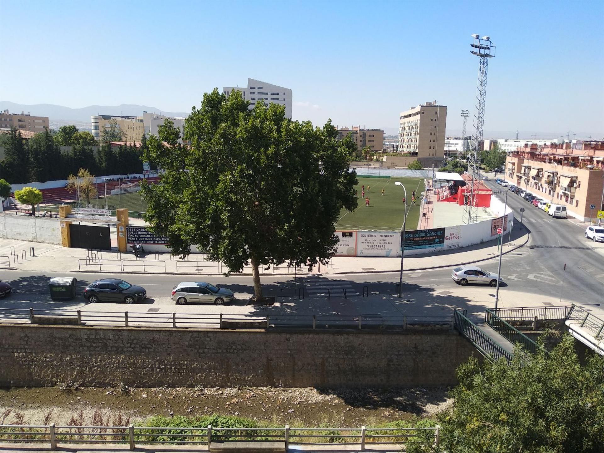 Exterior view of Flat to share in  Granada Capital  with Air Conditioner, Heating and Furnished