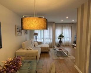 Sala d'estar de Casa adosada en venda en Sarrià de Ter amb Aire condicionat, Terrassa i Balcó