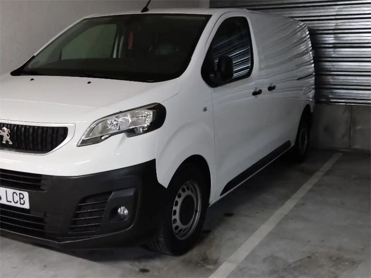 Garage zur Miete in Calle Río Danubio, 1, Alisal - San Román Parkplatz von Garage zur Miete in Santander