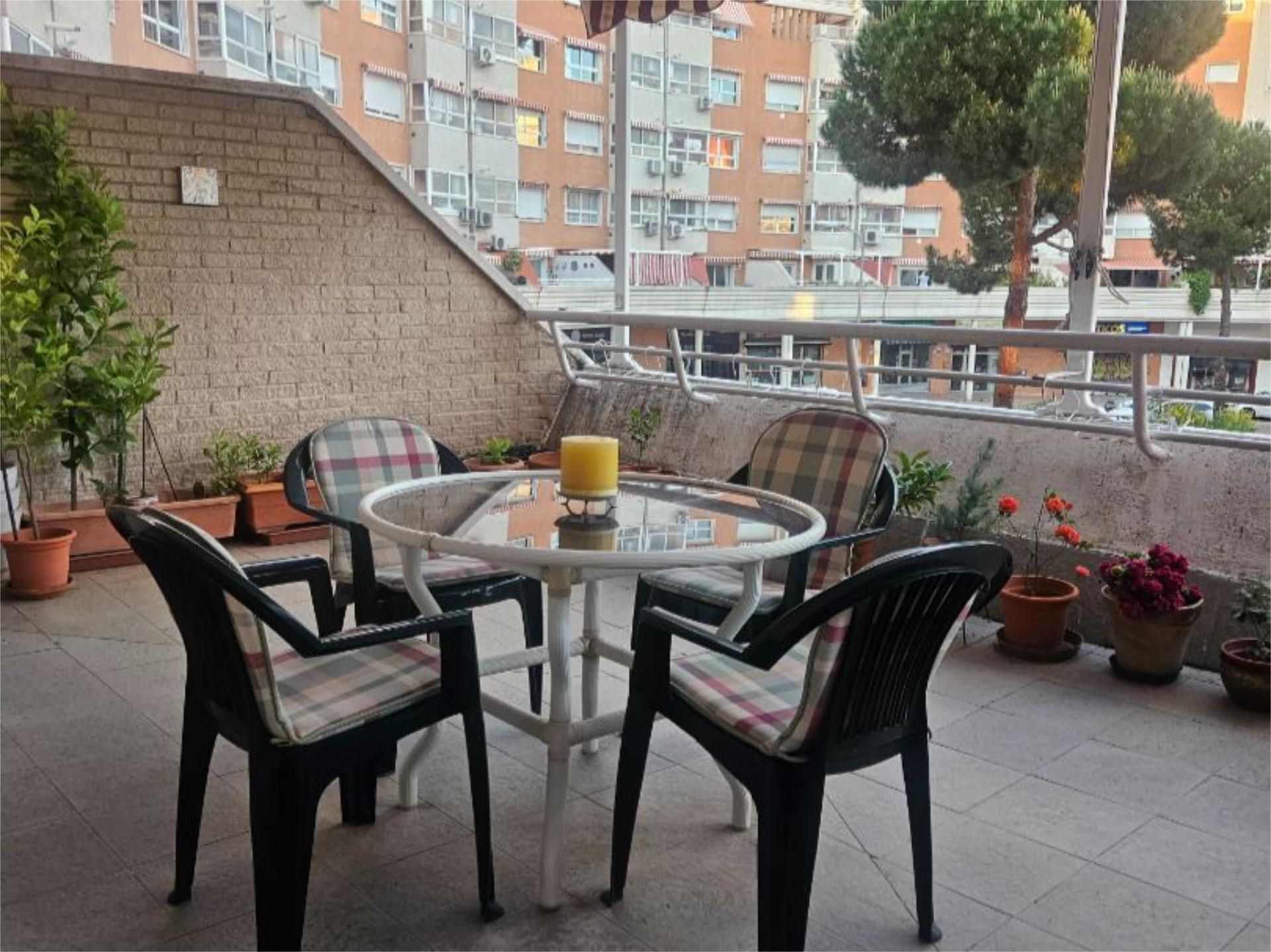 Terrassa de Pis en venda en  Madrid Capital amb Calefacció, Jardí privat i Parquet