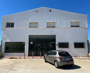 Vista exterior de Nau industrial en venda en Xàtiva