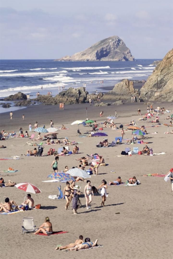 Exterior view of Flat for sale in Soto del Barco  with Terrace, Storage room and Furnished