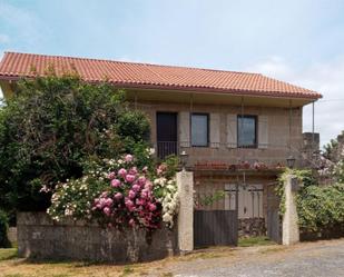 Vista exterior de Casa o xalet en venda en Amoeiro amb Piscina i Balcó