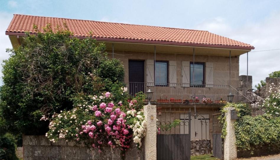 Foto 1 de Pis en venda a Rúa Bazacos, 9, Amoeiro, Ourense