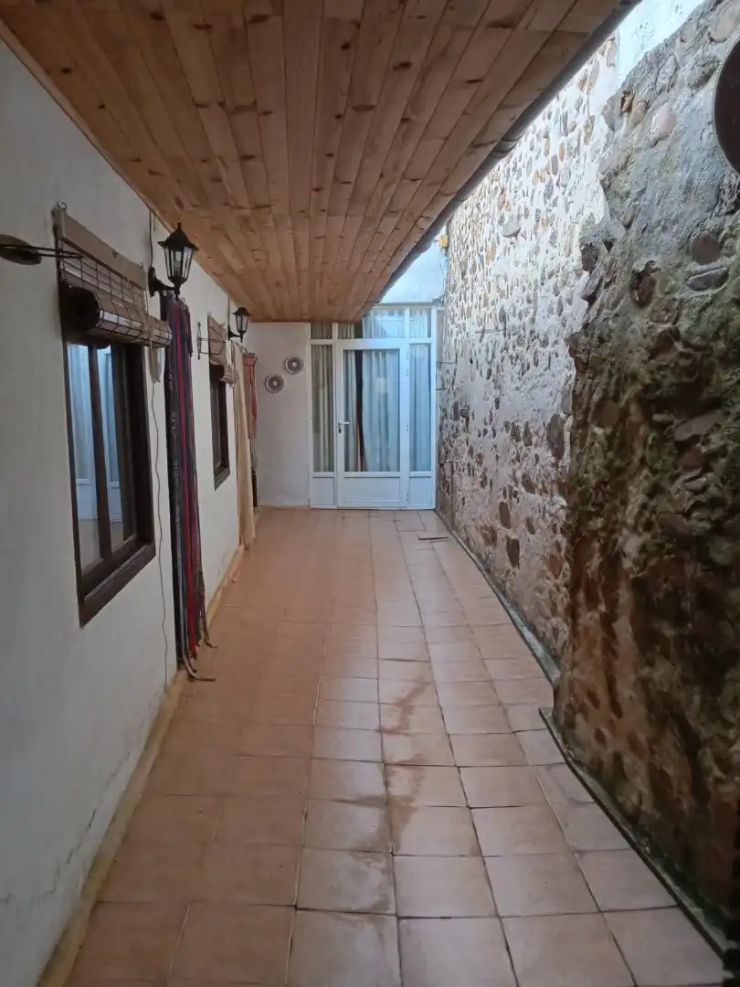 Casa adosada en venta en Castrocalbón