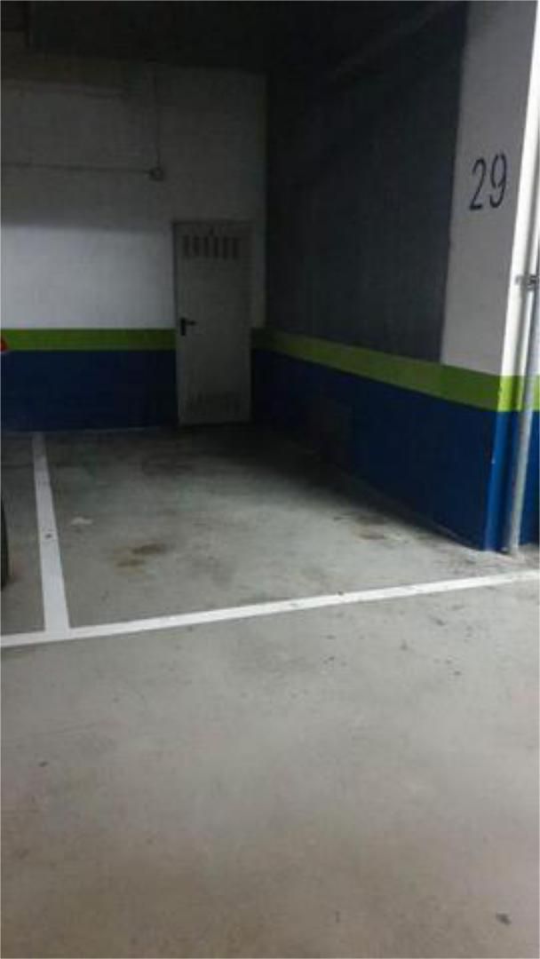 Parking of Garage to rent in  Pamplona / Iruña