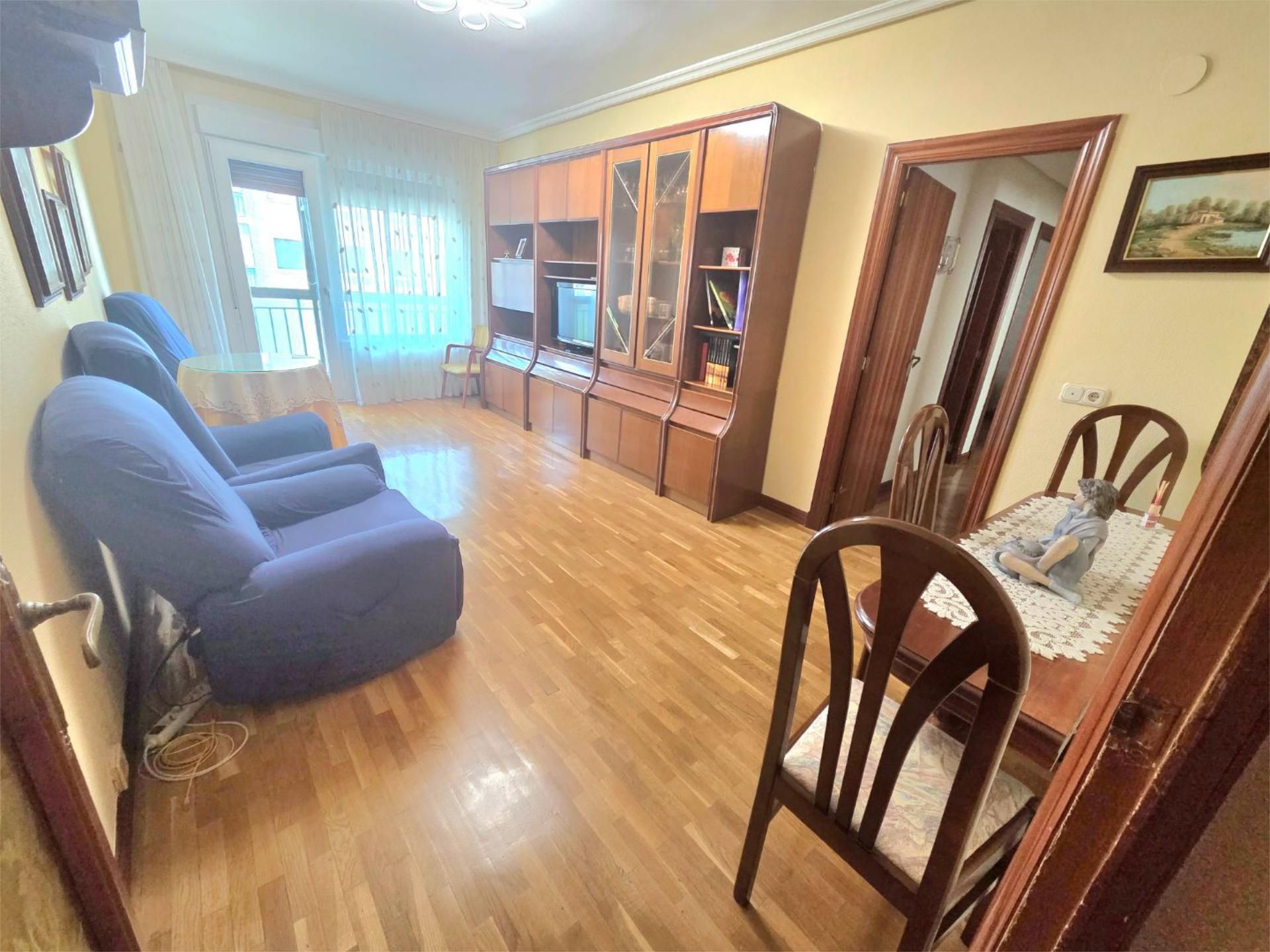 Sala d'estar de Pis en venda en  Pamplona / Iruña amb Terrassa i Balcó