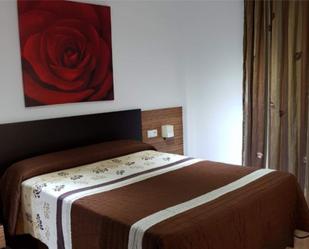 Bedroom of Flat to rent in Dos Hermanas  with Air Conditioner, Heating and Terrace