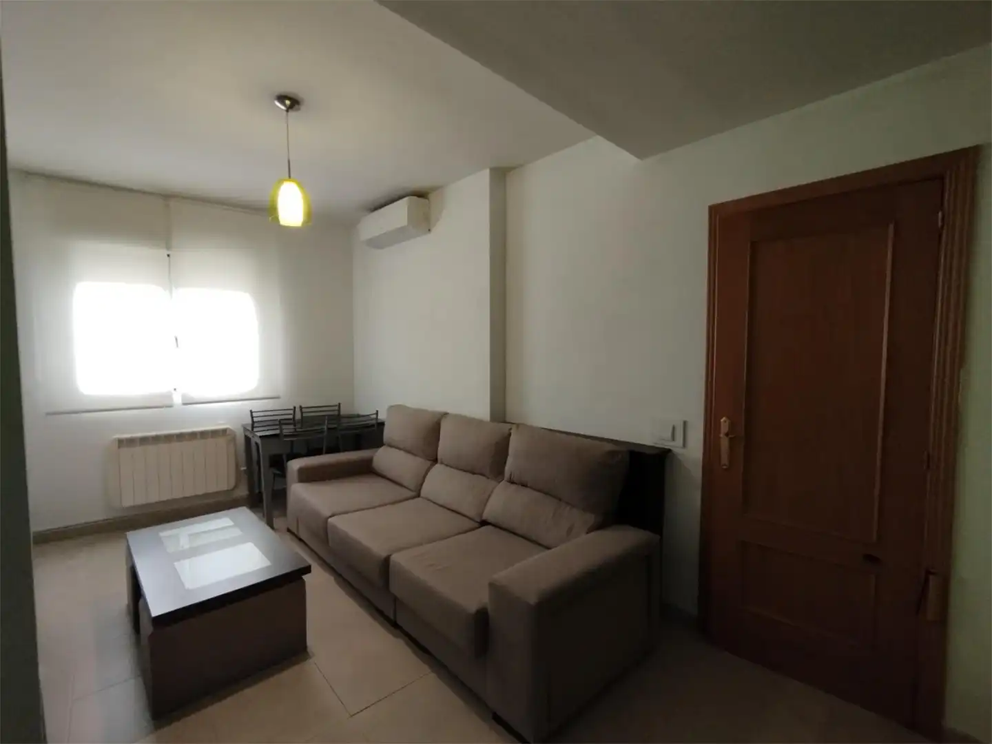 Piso en venta en Calle de Sebastián Elcano, 11, Fontanar Sala de estar de Piso en venta en Fontanar con Aire acondicionado