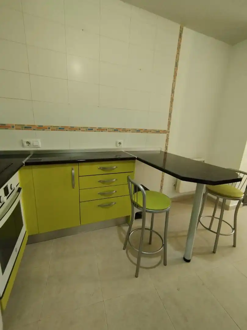 Piso en venta en Calle de Sebastián Elcano, 11, Fontanar Cocina de Piso en venta en Fontanar con Aire acondicionado