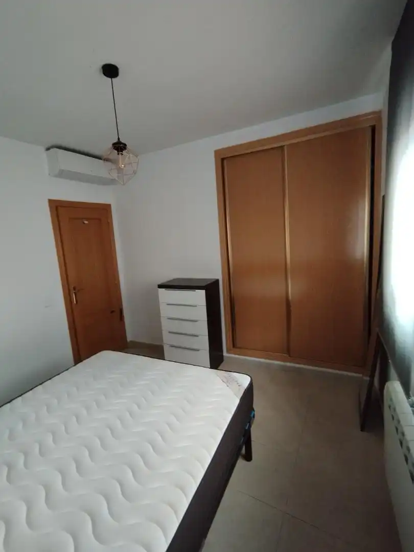 Piso en venta en Calle de Sebastián Elcano, 11, Fontanar Habitación de Piso en venta en Fontanar con Aire acondicionado