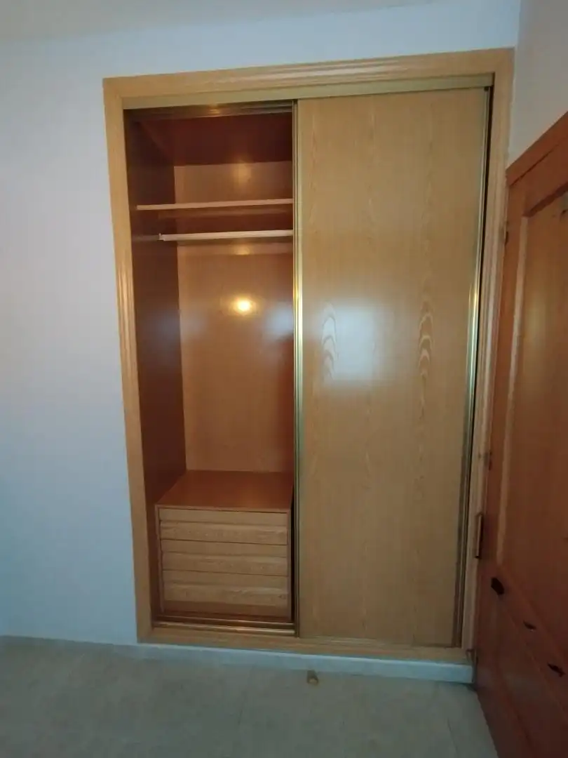 Piso en venta en Calle de Sebastián Elcano, 11, Fontanar Habitación de Piso en venta en Fontanar con Aire acondicionado