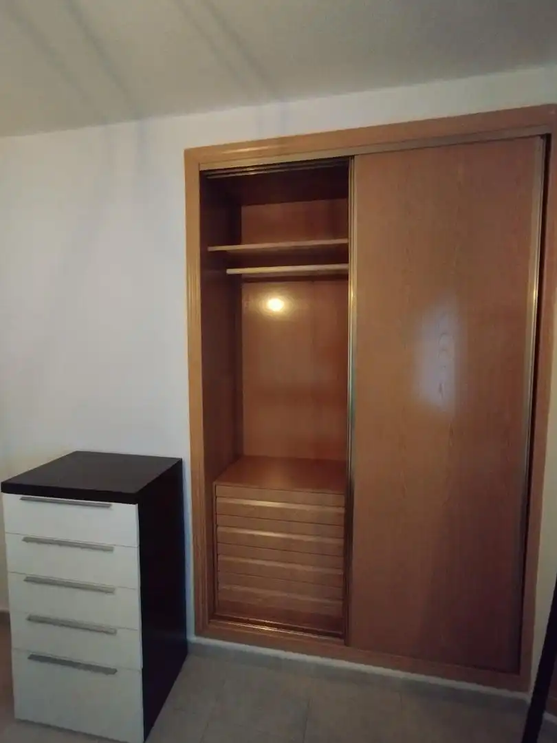 Piso en venta en Calle de Sebastián Elcano, 11, Fontanar Habitación de Piso en venta en Fontanar con Aire acondicionado