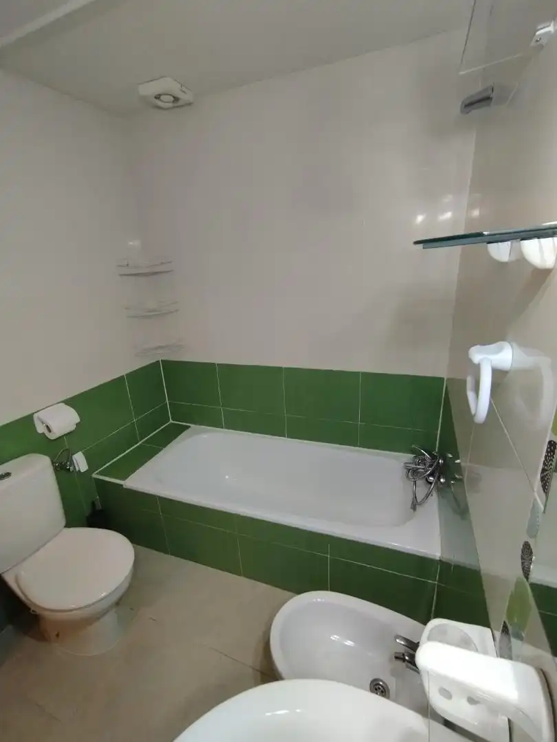 Piso en venta en Calle de Sebastián Elcano, 11, Fontanar Baño de Piso en venta en Fontanar con Aire acondicionado