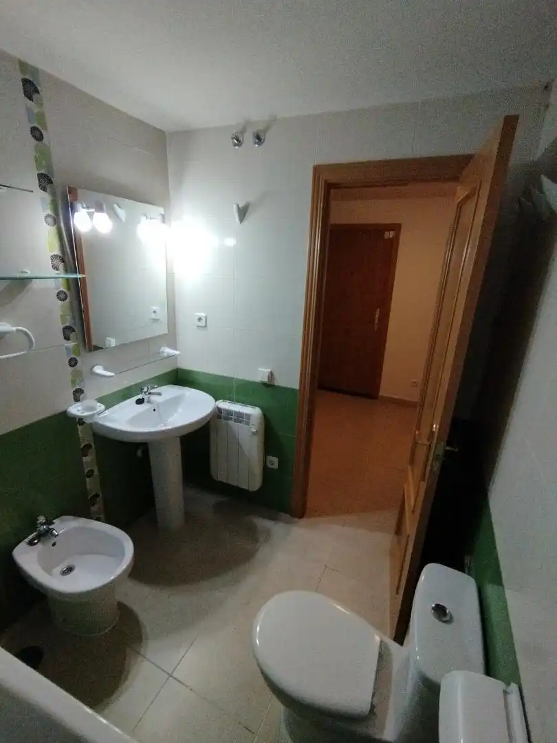 Piso en venta en Calle de Sebastián Elcano, 11, Fontanar Baño de Piso en venta en Fontanar con Aire acondicionado